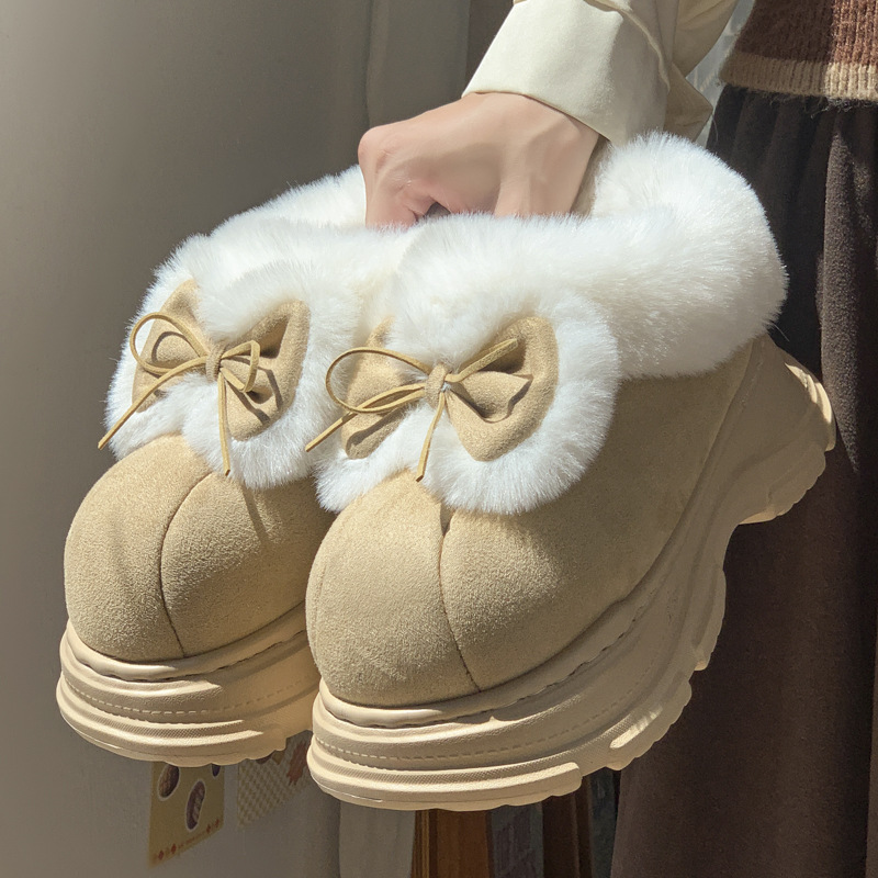 Ciepłe, puszyste kapcie z imit – Soft Sole Booties recenzja i cena