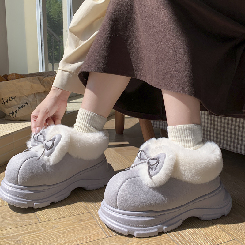 Ciepłe, puszyste kapcie z imit – Soft Sole Booties recenzja i cena