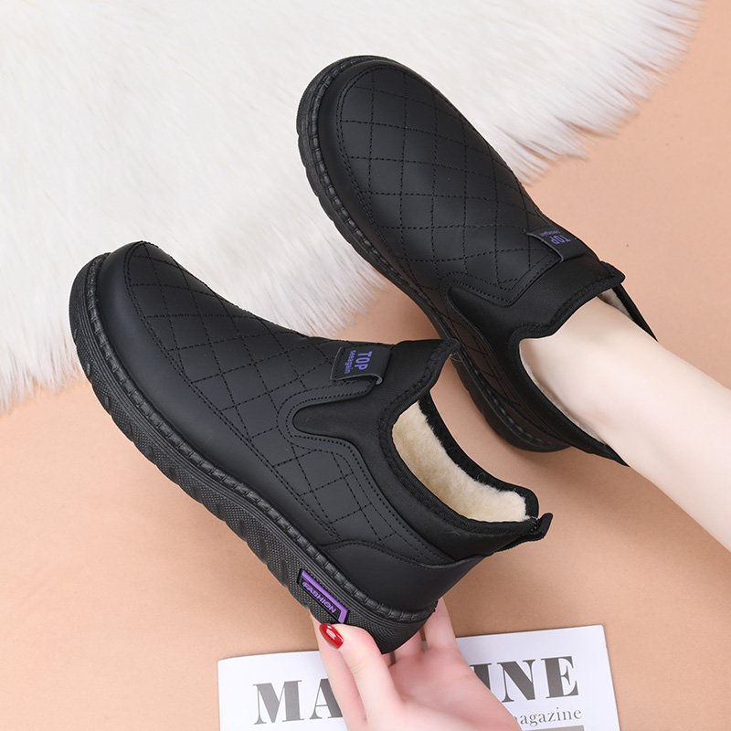 Nowe zimowe buty damskie, aksa – Soft Sole Booties recenzja i cena