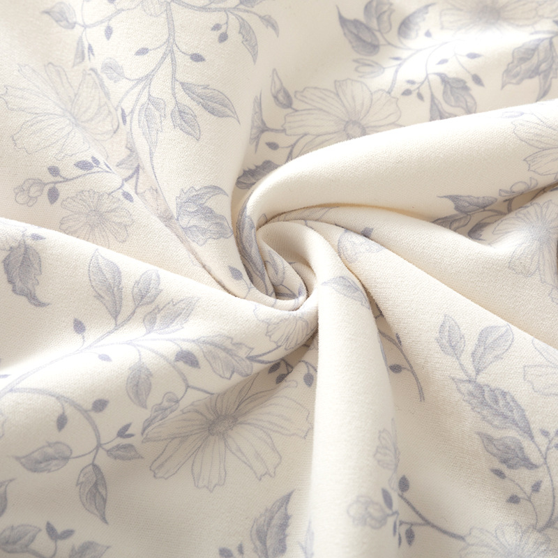 Kombinezon niemowlęcy Ubranka  – Baby Clothing Quilt recenzja i cena